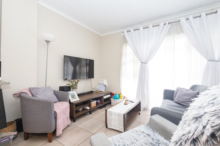2 Bedroom Property for Sale in Protea Heights Western Cape